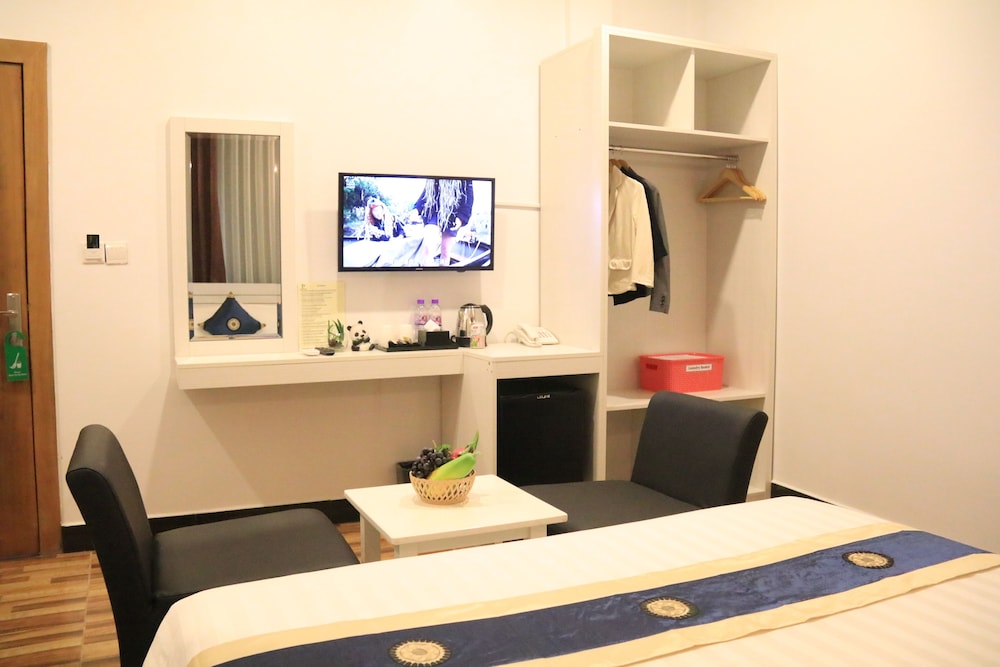 Deluxe Double Room, 1 Queen Bed photo 2