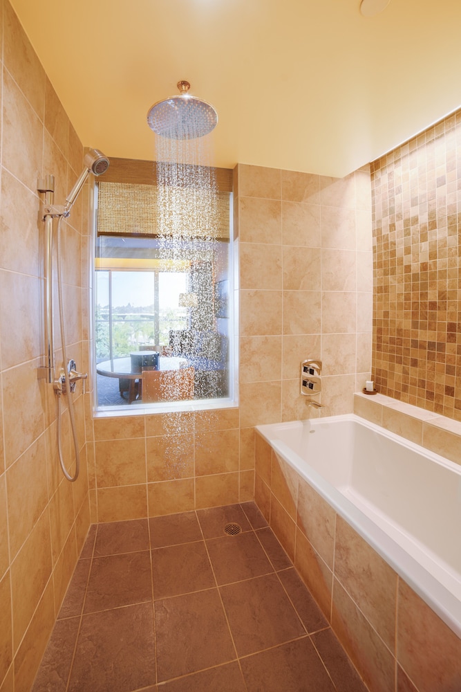 Executive Room, 2 Double Beds (Executive Room with Two Double Beds) - Photo 2