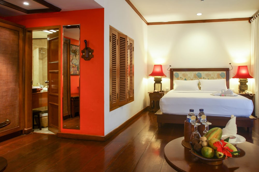 Honey Moonlight Suite