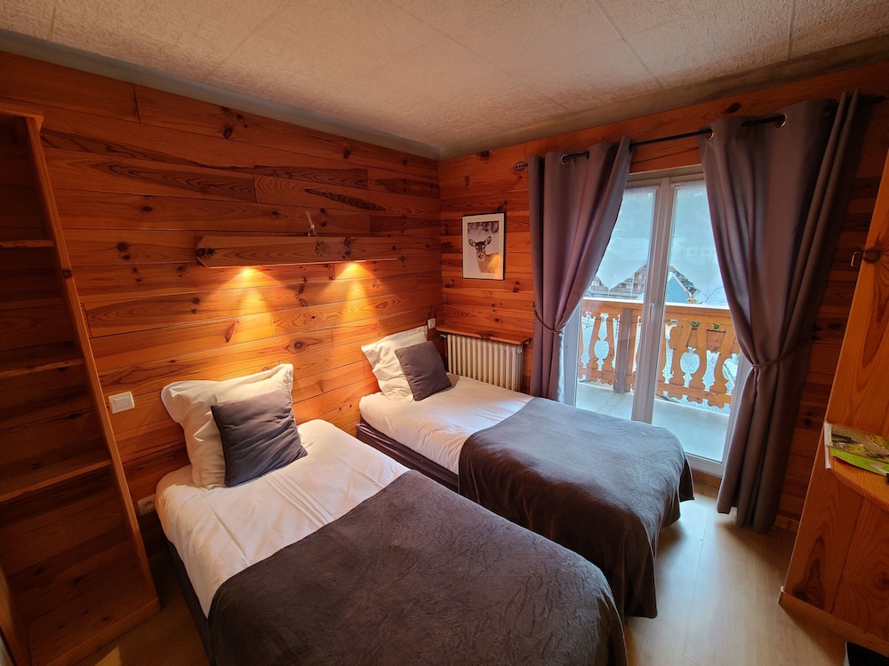Standard Twin Room photo 1