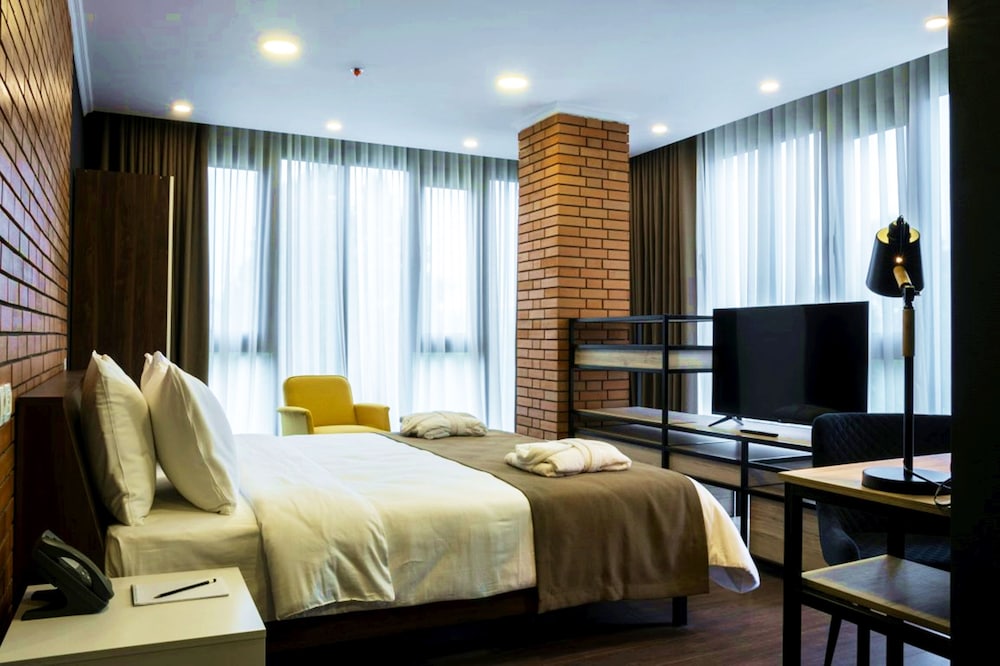 Business Double Room - Photo 5