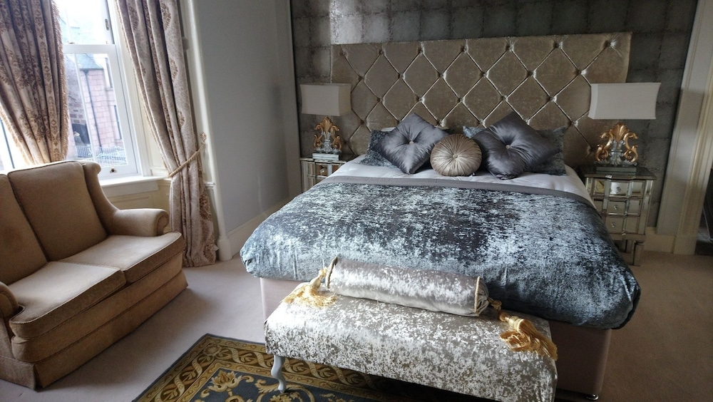 Room, 1 King Bed (Regency)