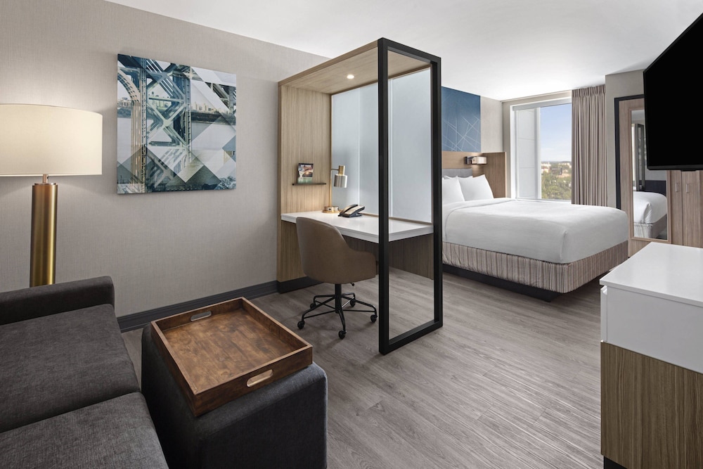 Studio Suite, 1 King Bed - Photo 2