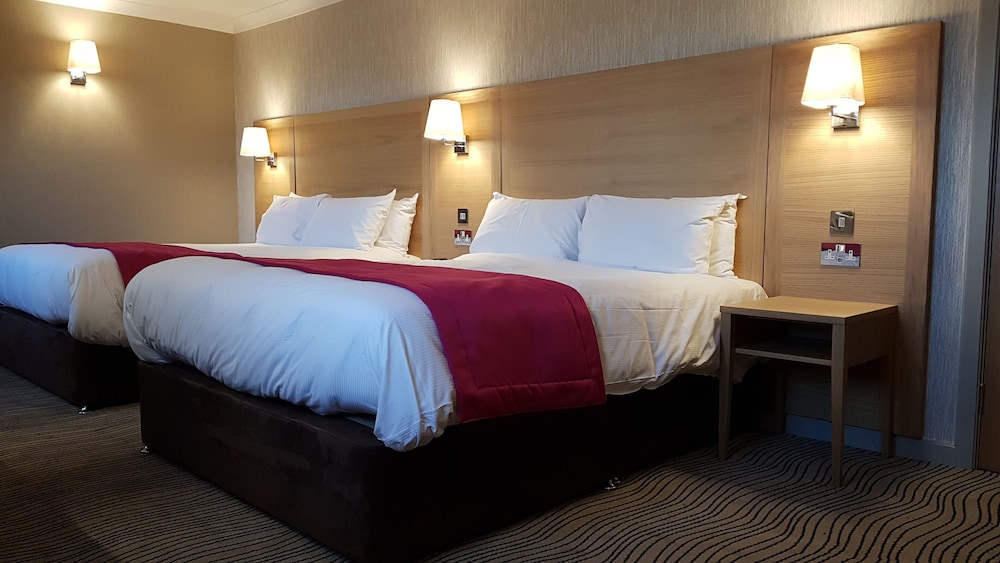 Family Room, 2 Double Beds, Non Smoking (Third bed is Single Bed) photo 2