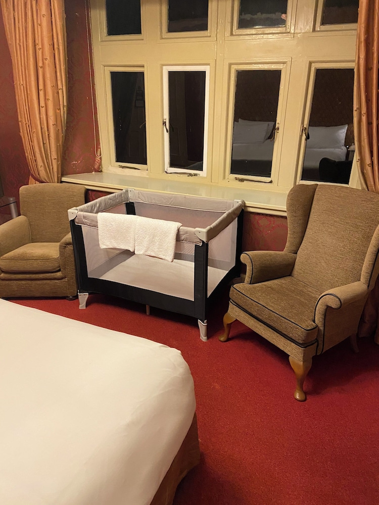 Family Room, 1 Double or 2 Twin Beds - Photo 1