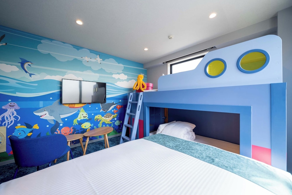 Sea-Themed Family Room - Photo 10