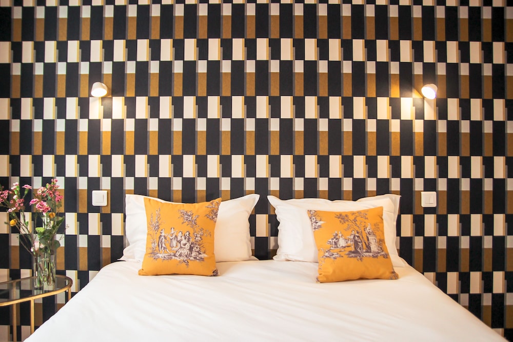 Standard Room - Photo 1
