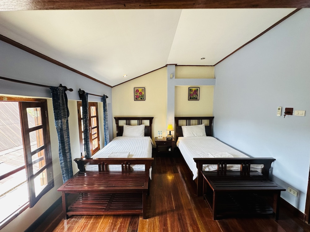 Deluxe Twin Room - Photo 16