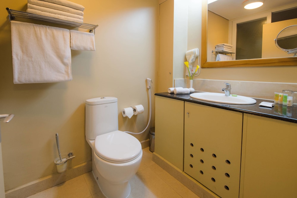 Apartment, 2 Bedrooms - Photo 28