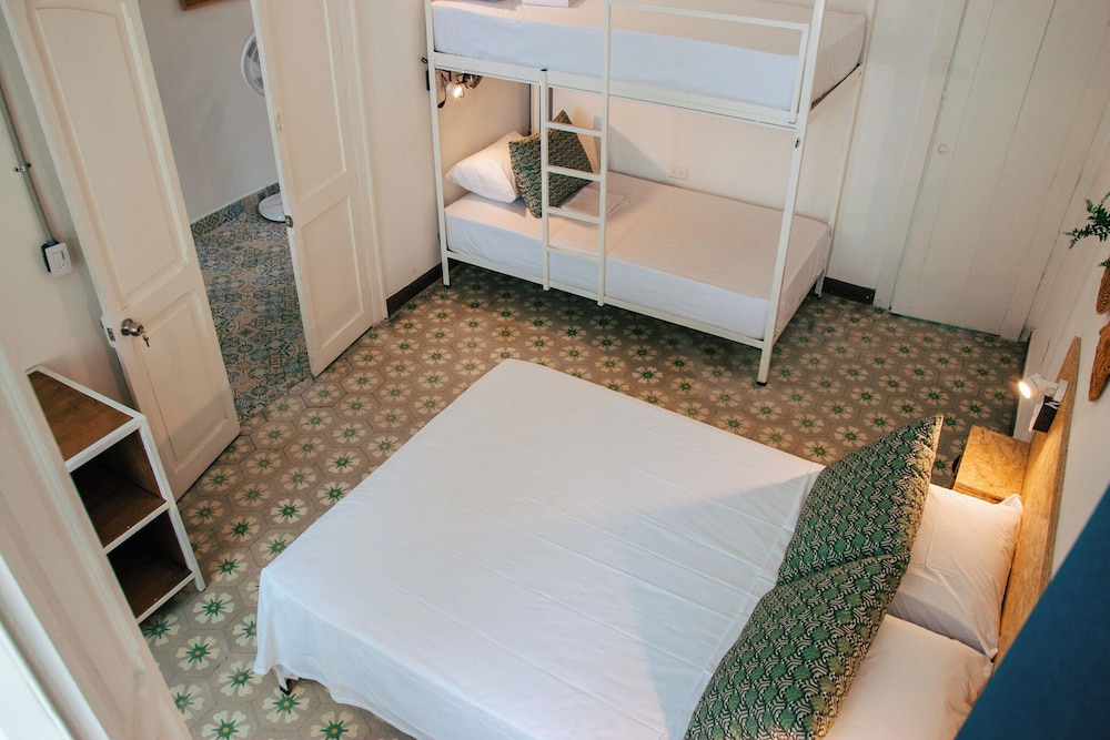 Economy Room - Photo 1