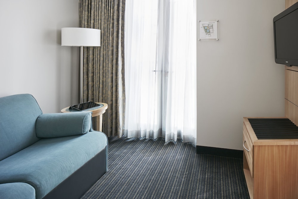 Superior Room, 1 King Bed with Sofa bed