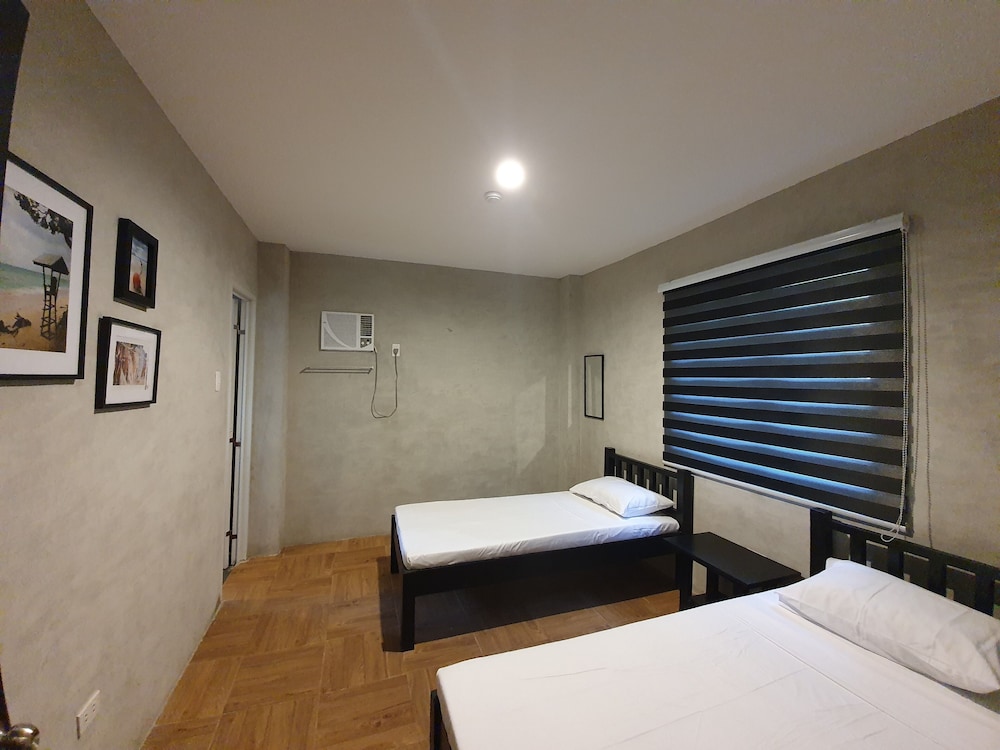 Twin Room - Photo 1
