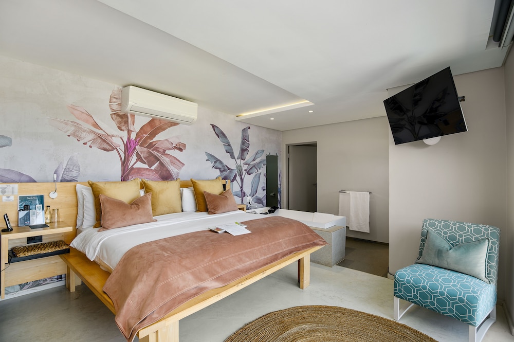 Luxury Room - Photo 2