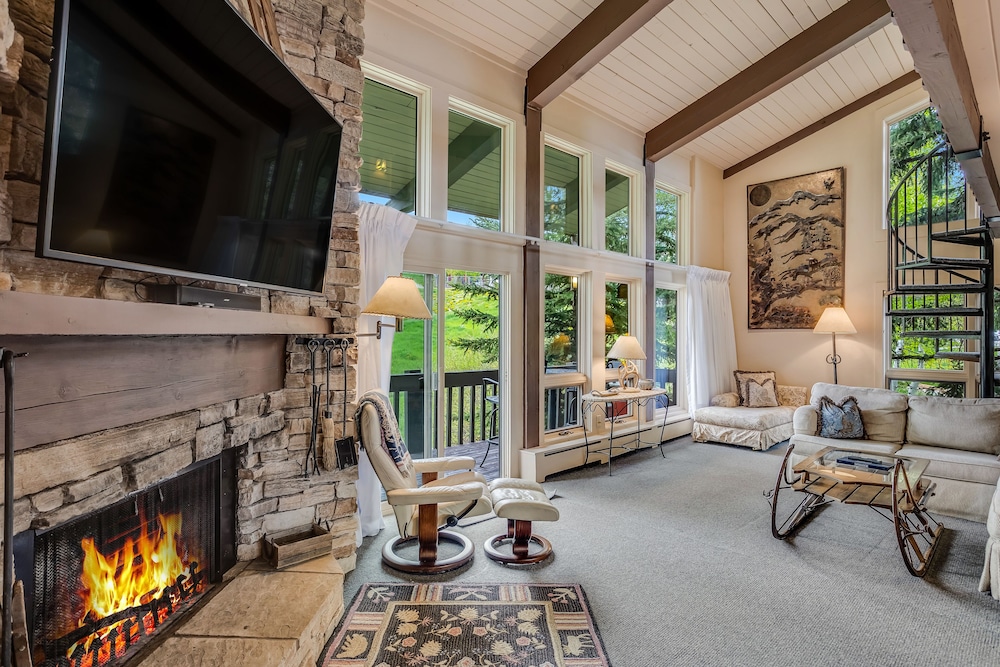 Interlude Premier 3-Bedroom 304
