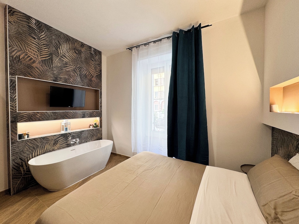 Deluxe Double or Twin Room, Non Smoking