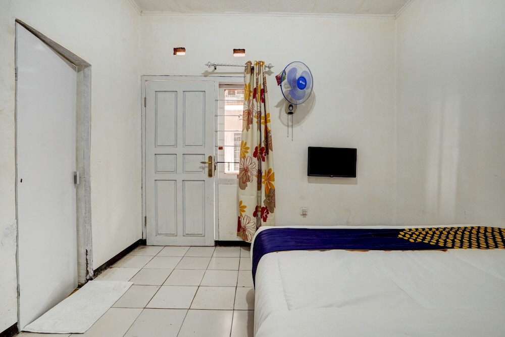 Basic Double Room - Photo 8
