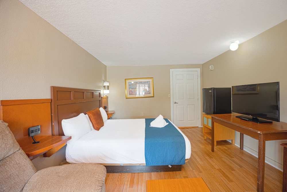 Liberty Inn and Suites Orlando - Kissimmee near Disney World, Photo 5