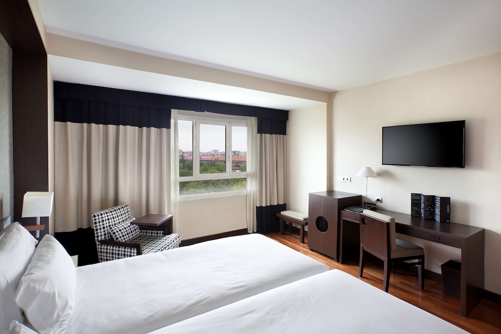 Standard Room (View, Extra Bed 3 Adults) photo 2