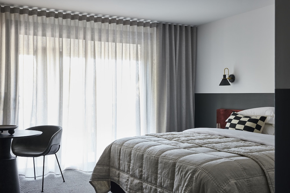 Executive King Suite photo 3