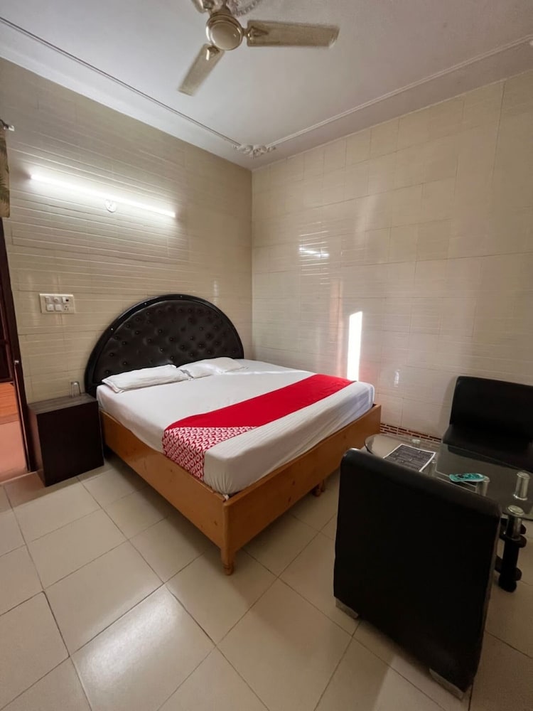 Standard Double Room - Photo 1