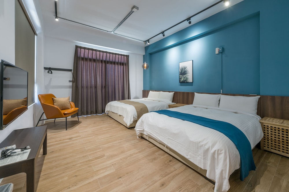 Quadruple Room (202) photo 1