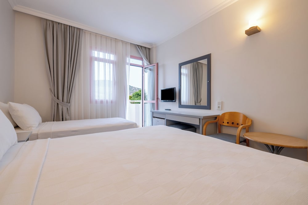 Standard Triple Room photo 1