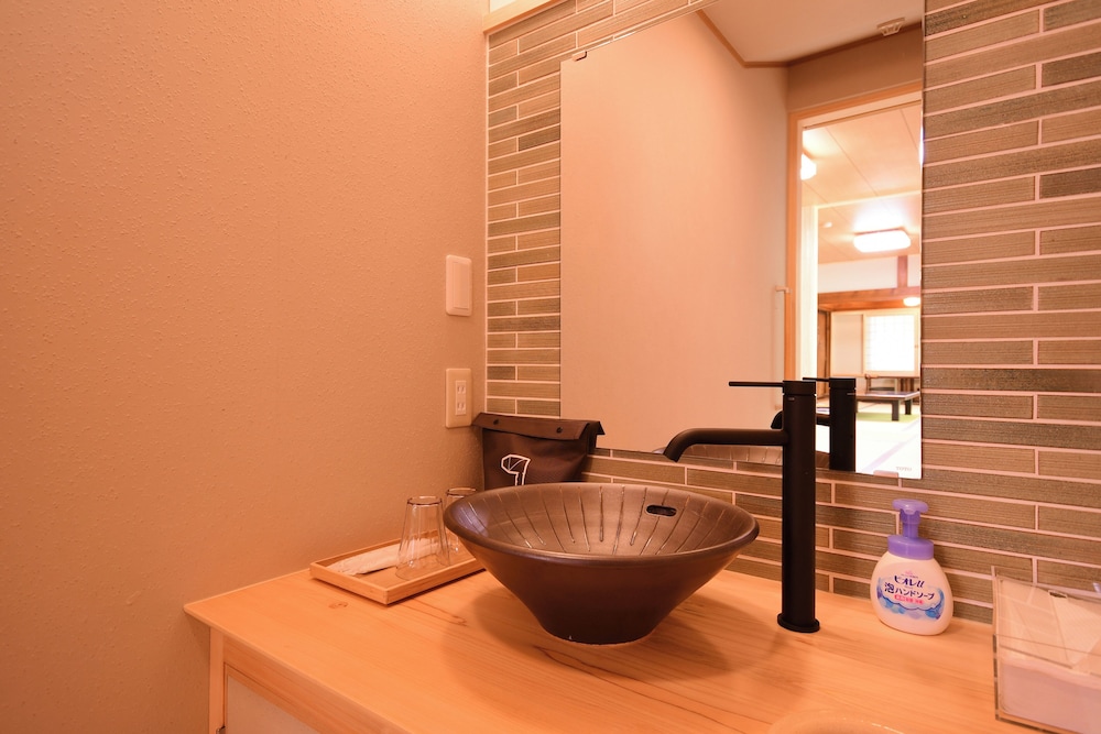 Luxury Suite photo 3