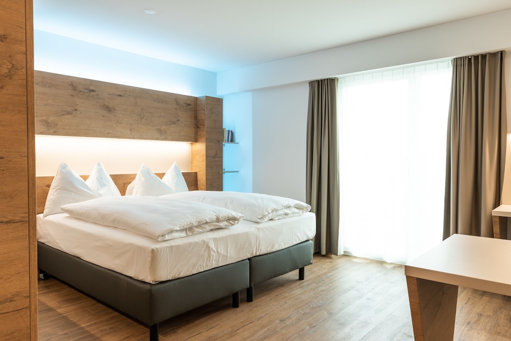 Business Double Or Twin Room photo 3
