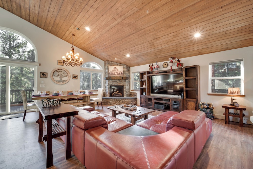 House (4 Bedrooms)