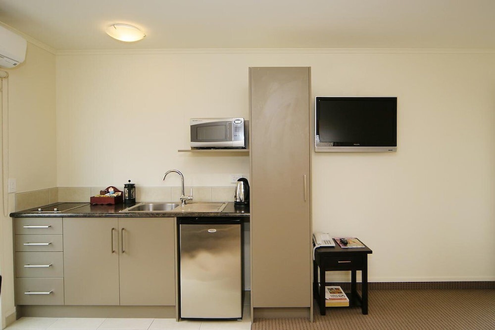 Premium Apartment, 1 Bedroom, Jetted Tub, Courtyard Area