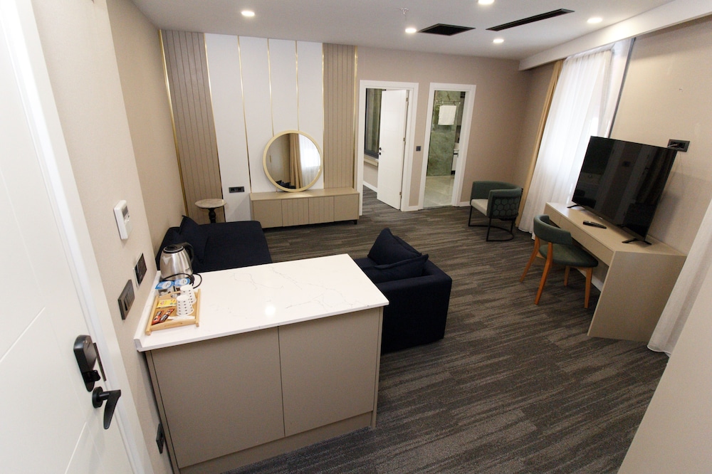 Deluxe Suite photo 1