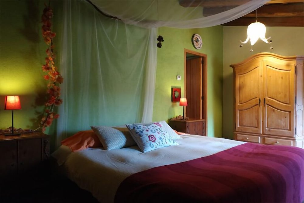 Room (Bosc Encantat)
