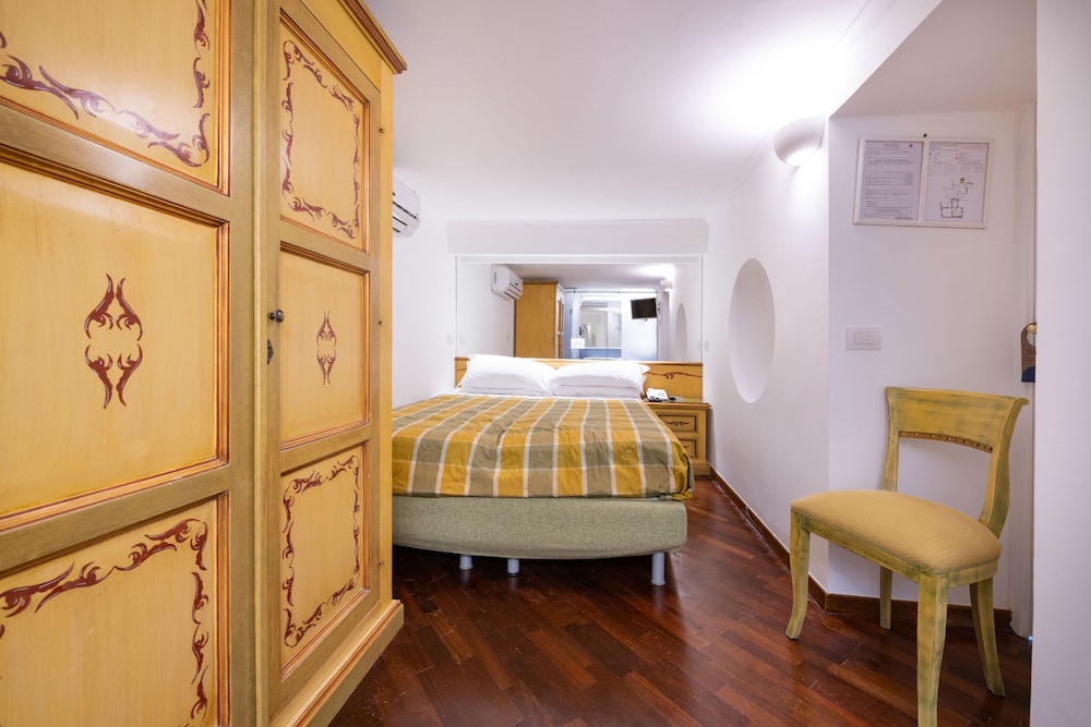 Economy Single Room