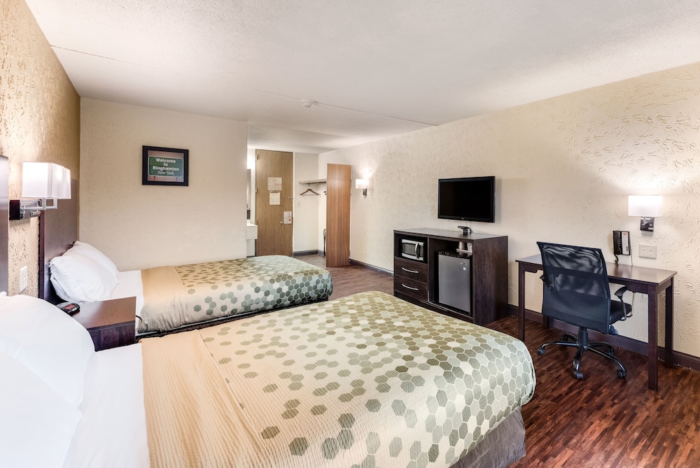 Room, 2 Double Beds, Accessible, Non Smoking photo 3