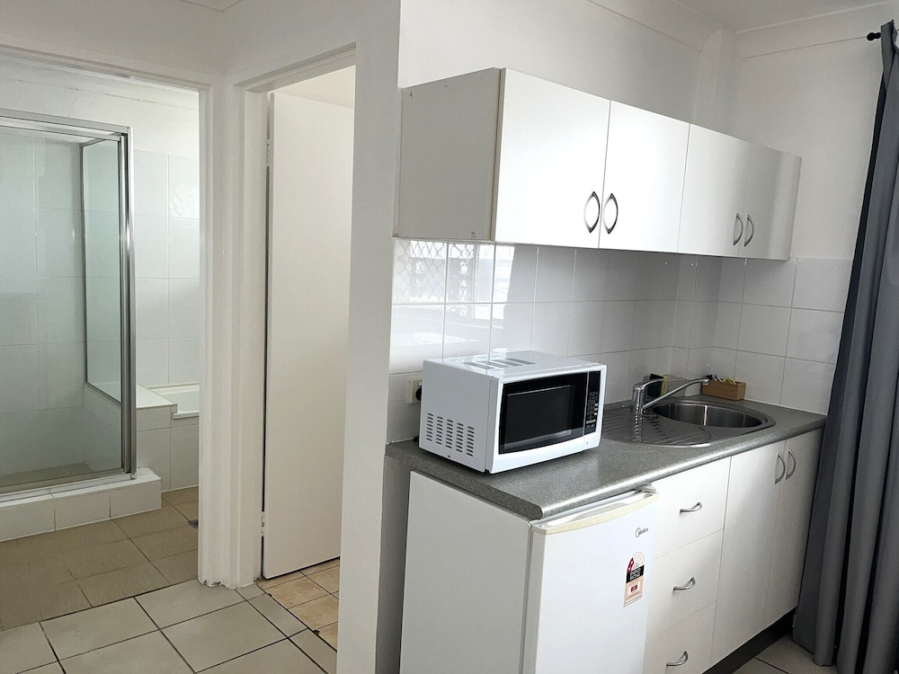 Basic Apartment, 1 Bedroom - Photo 4