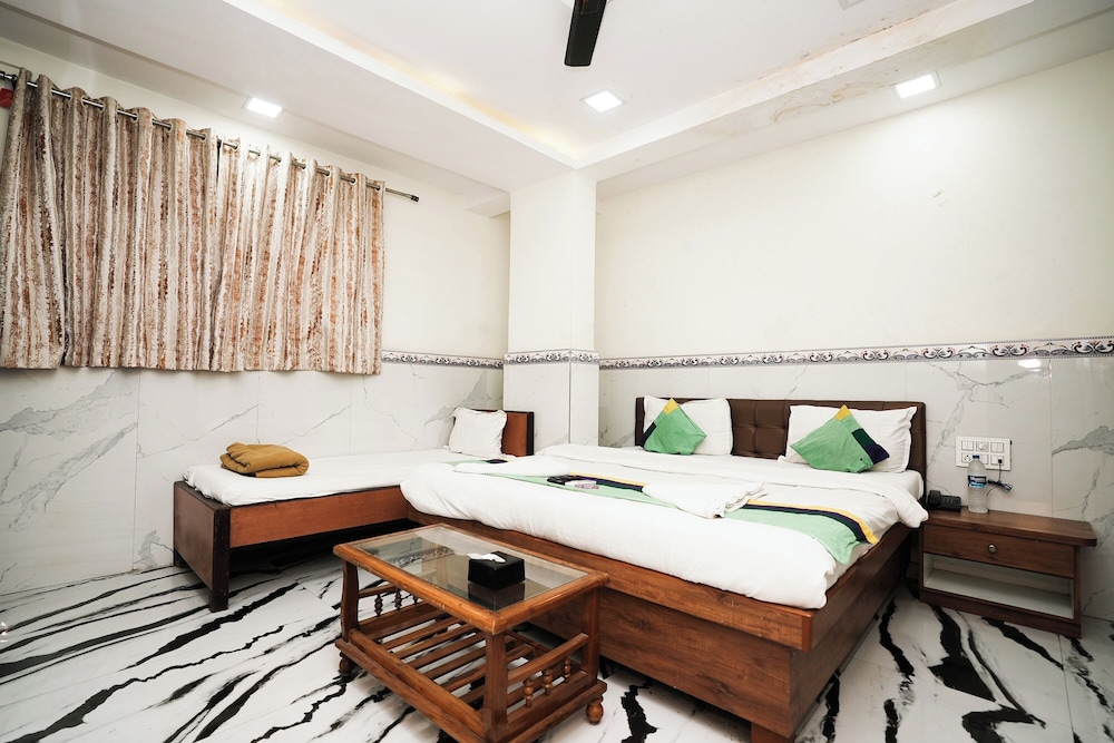 Triple Bed Super Deluxe Room photo 2