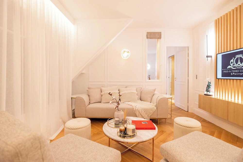 Apartment photo 2