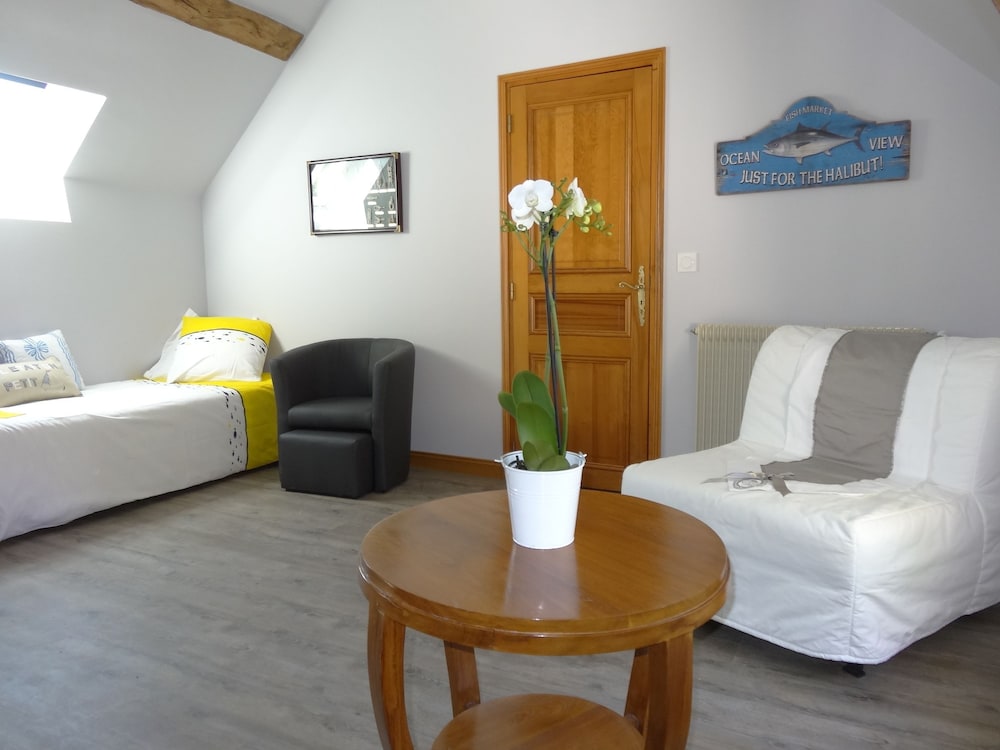 Premium Suite, Private Bathroom, Garden View (Suite Mer) photo 2