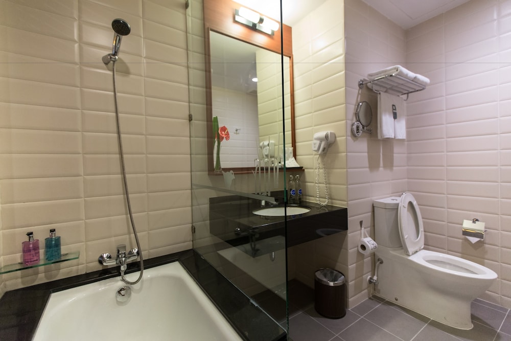 Premier Room (Pool Access) - Photo 6