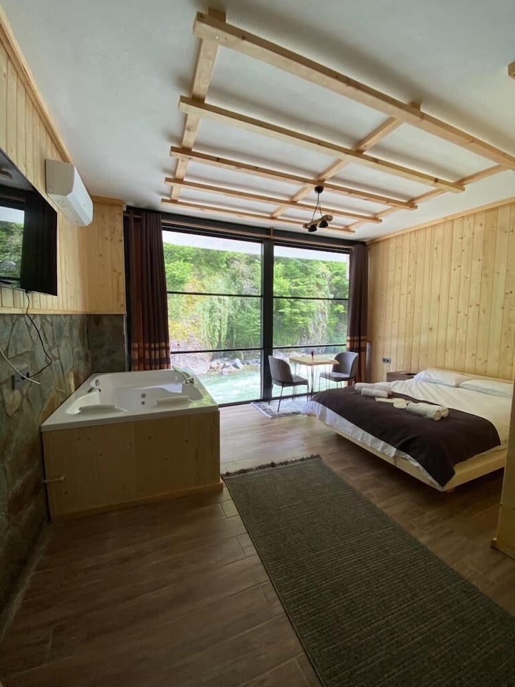 Business Bungalow