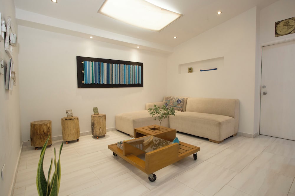 Family Studio Suite - Photo 11