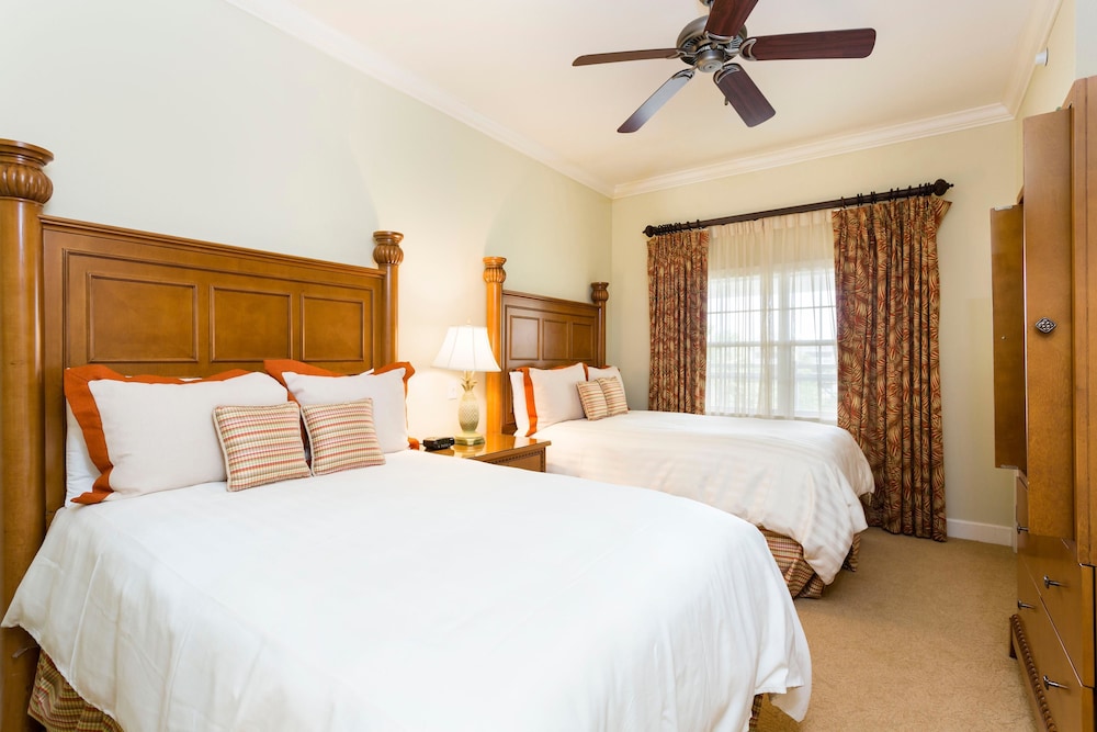 Family Condo, 3 Bedrooms, Golf View, Garden Area