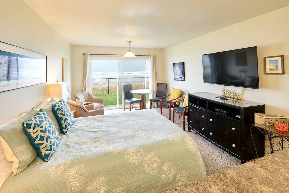 Standard Condo, 1 Bedroom, Kitchen, Beach View photo 1