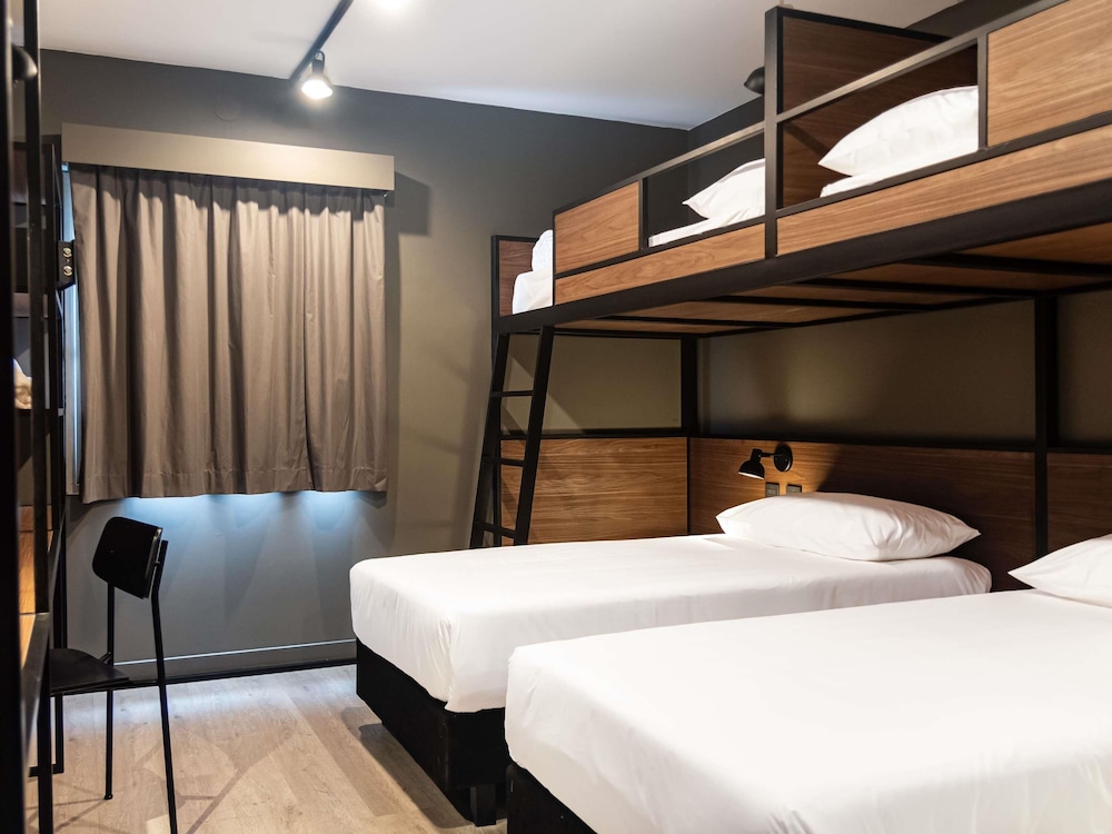 Standard Room, Multiple Beds photo 1