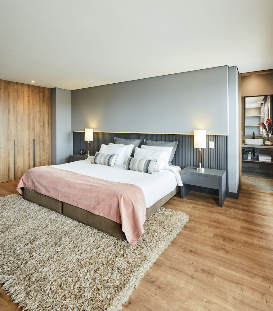 Superior Double Room, 1 King Bed - Photo 3