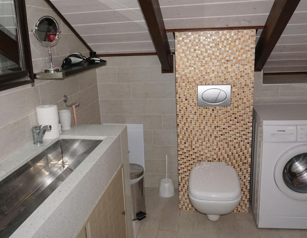 Panoramic Apartment, 2 Bedrooms, Mountain View photo 3