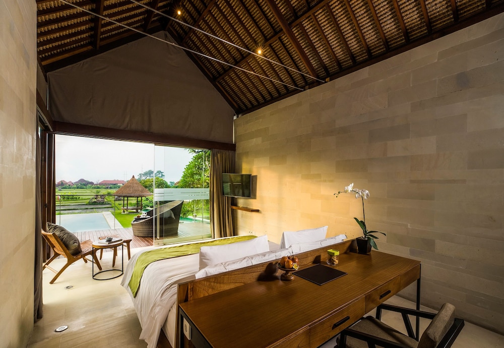 Two Bedroom Private Pool Villa - Photo 2