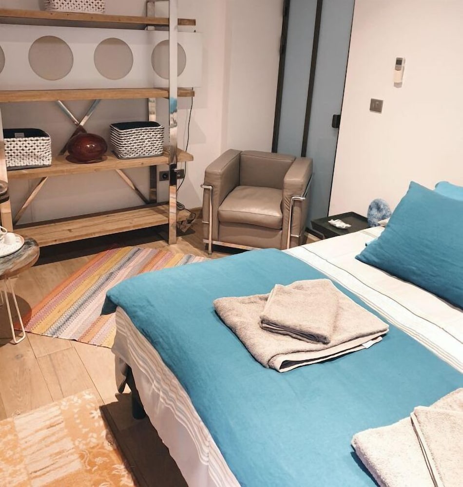 Comfort Double Room, Ensuite (Sans Terrasse)