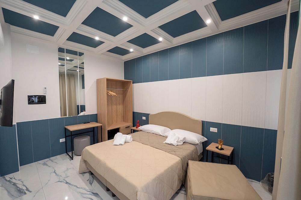 Economy Room, 1 Bedroom, Private Bathroom, Annex Building (via del chiostro 25)