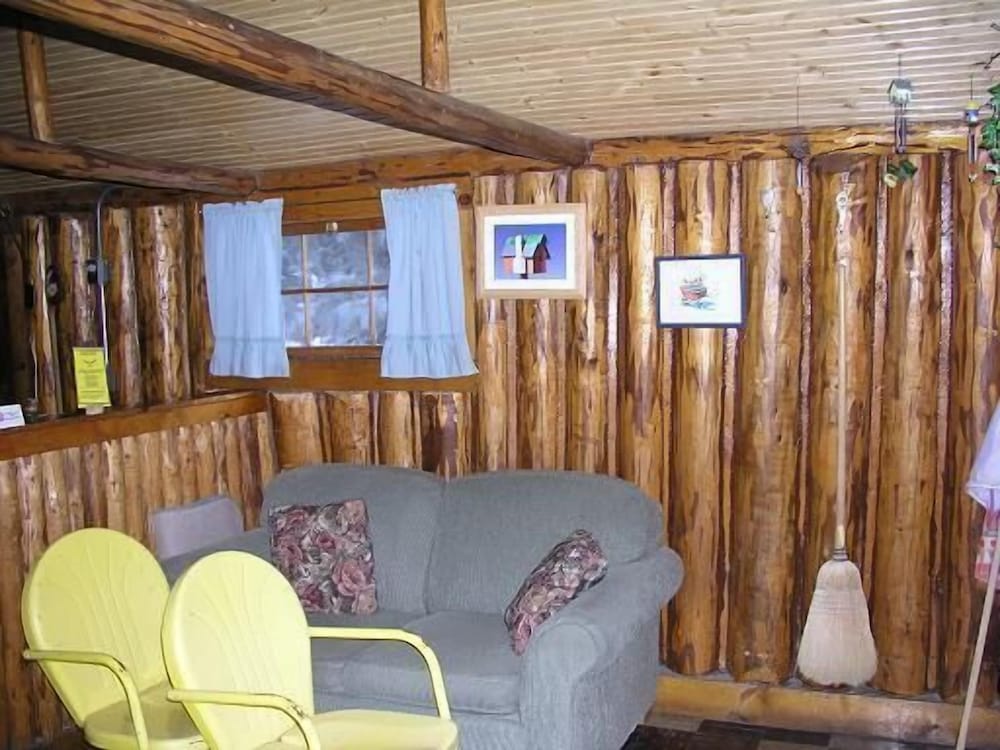 # 4, Bird Watcher, 1 Bed photo 3